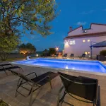 My Dalmatia - Simone With Private Pool And Beautiful Garden *