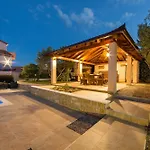 My Dalmatia - Simone With Private Pool And Beautiful Garden Ferienhaus Weißenburg