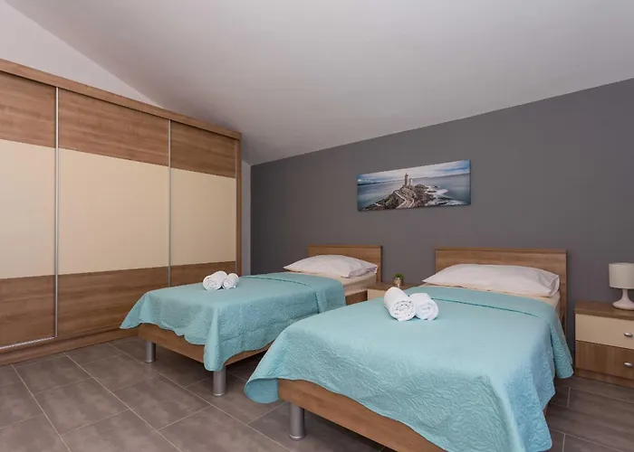 My Dalmatia - Simone With Private Pool And Beautiful Garden Biograd na Moru