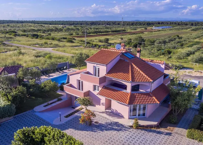 My Dalmatia - Simone With Private Pool And Beautiful Garden * Biograd na Moru