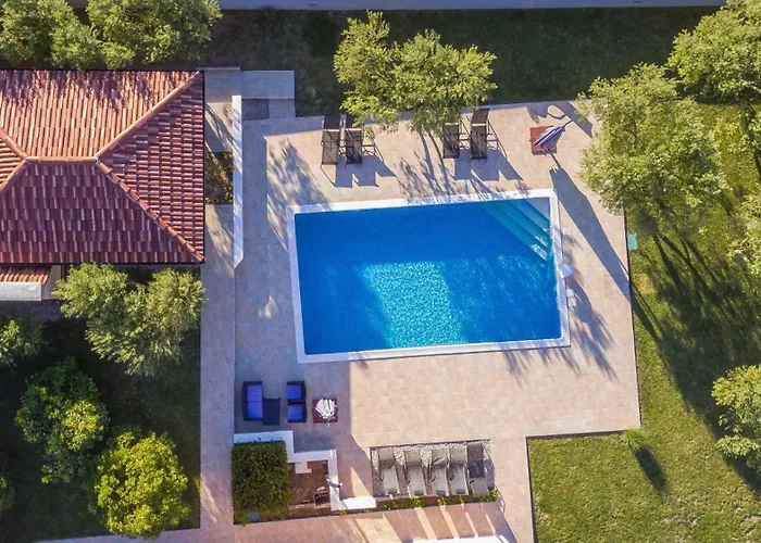 My Dalmatia - Simone With Private Pool And Beautiful Garden