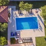 My Dalmatia - Simone With Private Pool And Beautiful Garden