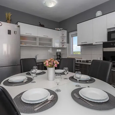 My Dalmatia - Simone With Private Pool And Beautiful Garden Σπίτι διακοπών Biograd Na Moru