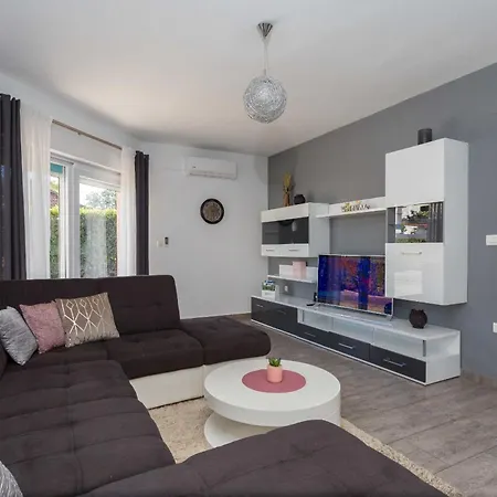 Holiday home My Dalmatia - Simone With Private Pool And Beautiful Garden Biograd Na Moru