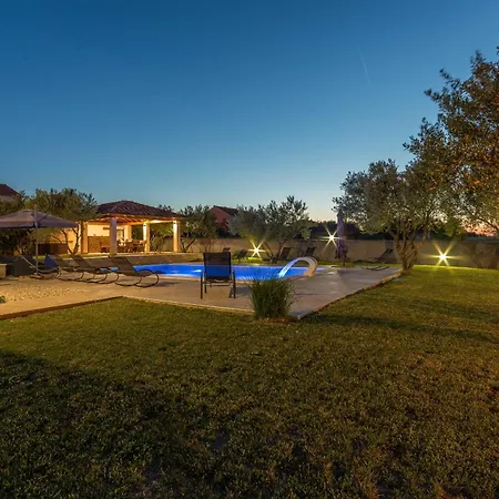 My Dalmatia - Simone With Private Pool And Beautiful Garden