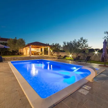 My Dalmatia - Simone With Private Pool And Beautiful Garden Biograd Na Moru