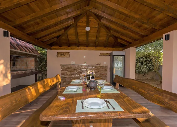 My Dalmatia - Simone With Private Pool And Beautiful Garden