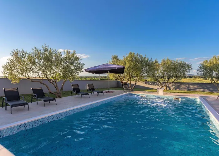 펜션 My Dalmatia - Simone With Private Pool And Beautiful Garden *